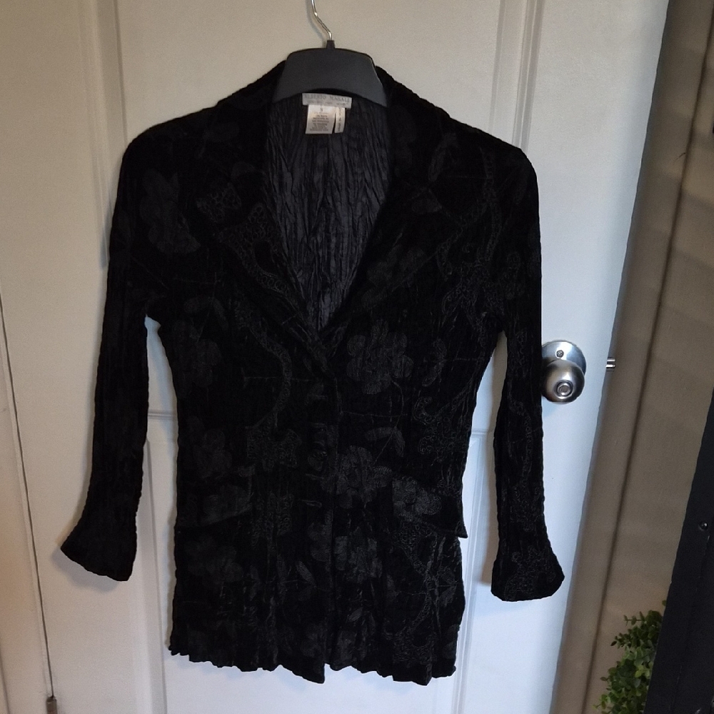 Alberto Makali Black Velvet Floral Blazer Jacket